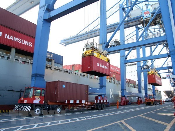 Le chiffre d affaires à l import-export pourrait atteindre cette année 700 milliards de dollars